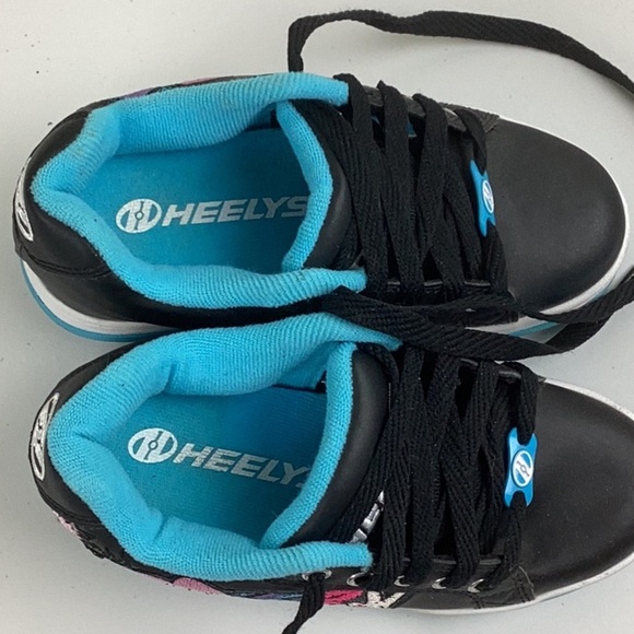 Heelys Youth Size 1 Skate Shoes - Picture 8 of 8